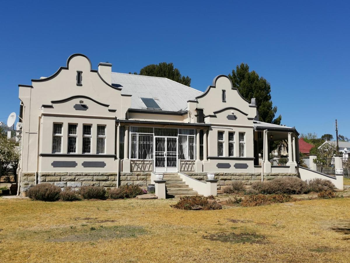 Lucolo Palace B&B Aliwal North Esterno foto